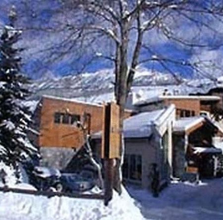 Chalet-Hotel Alpage & Spa Vars  Exterior photo
