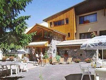 Chalet-Hotel Alpage & Spa Vars  Exterior photo